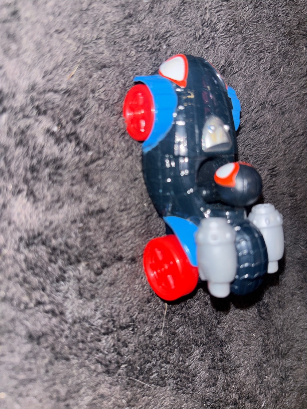 Marvel Navy Blue and Red Mini Pull-Back Vehicle